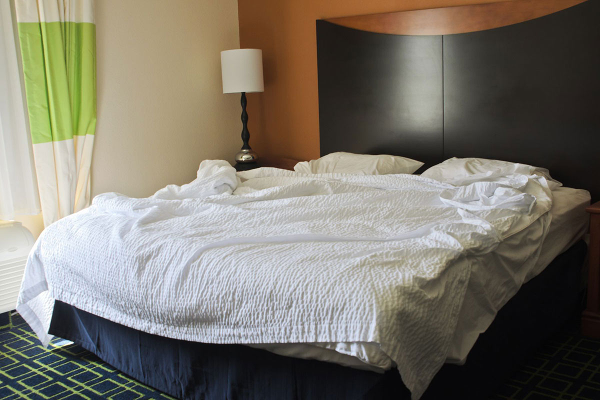 How to Report a Hotel for Unsanitary Conditions